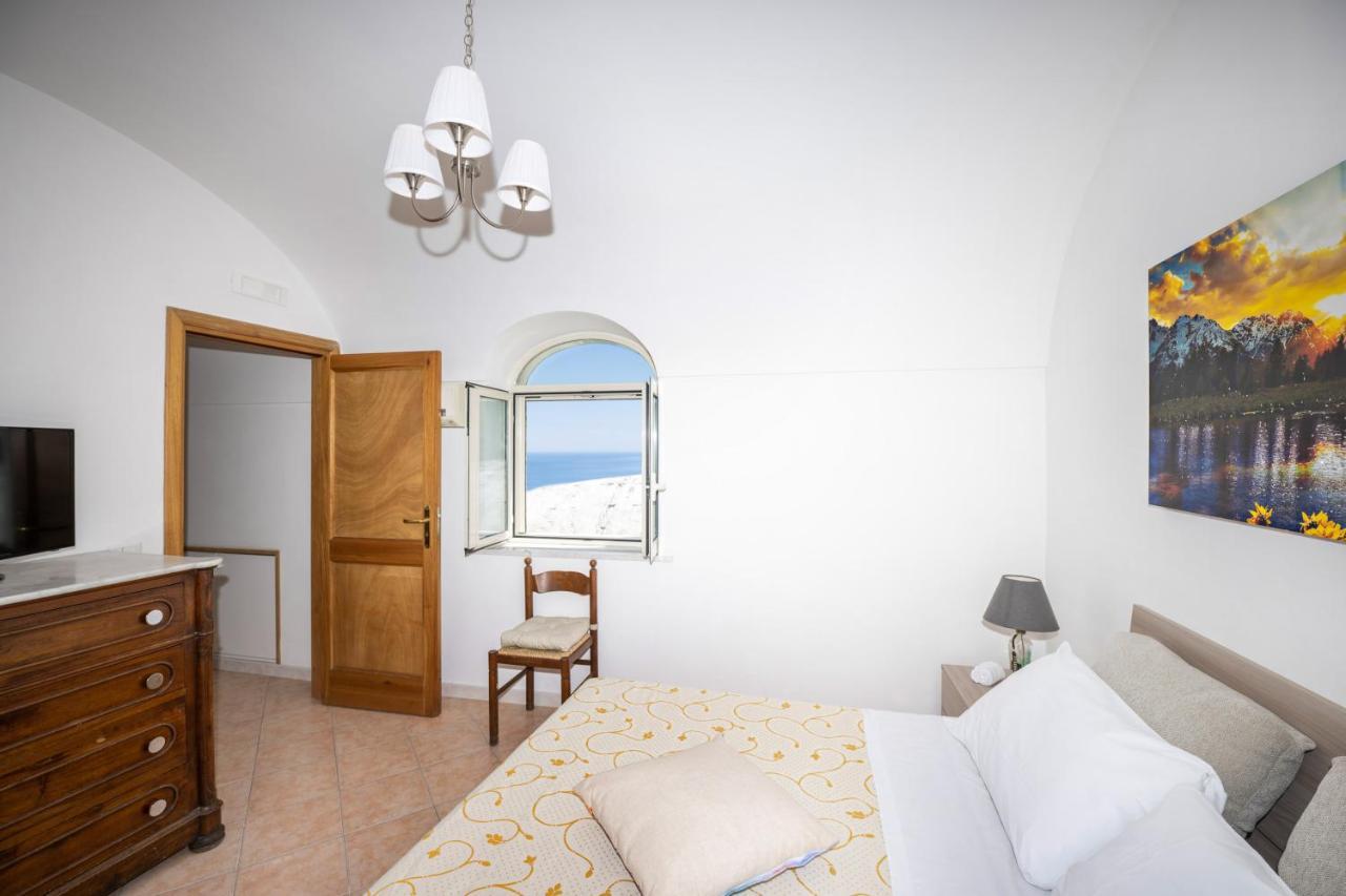 Casa Betty Apartment Positano Bagian luar foto
